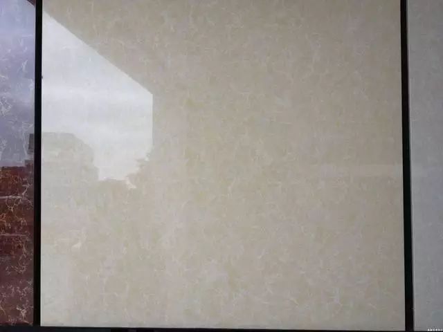 北京辦公室裝修中地面材料拋光磚、釉面磚、玻化磚怎么選?