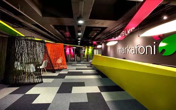 自然清新 綠色元素辦公室前臺接待區(qū)設(shè)計欣賞